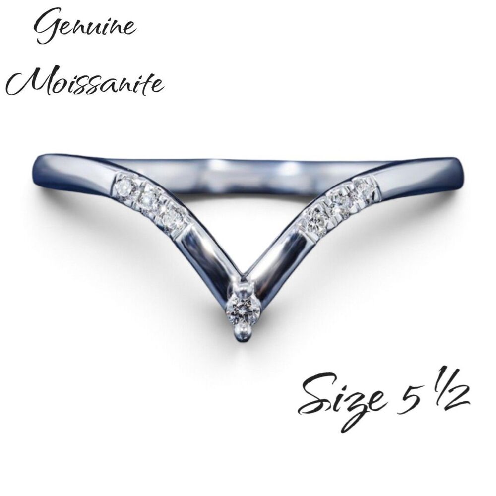 925 Sterling Silver V-shaped Chevron Moissanite Diamond Promise Ring Size 5.5